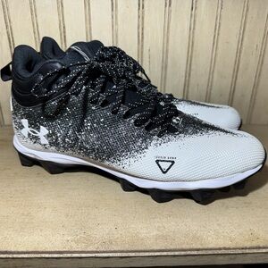 Under Armour Spotlight Men Sz 11.5 Baseball Cleats Black/White 3025087-001